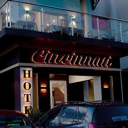 Cincinnati Hotel Yaoundé Екстериор снимка