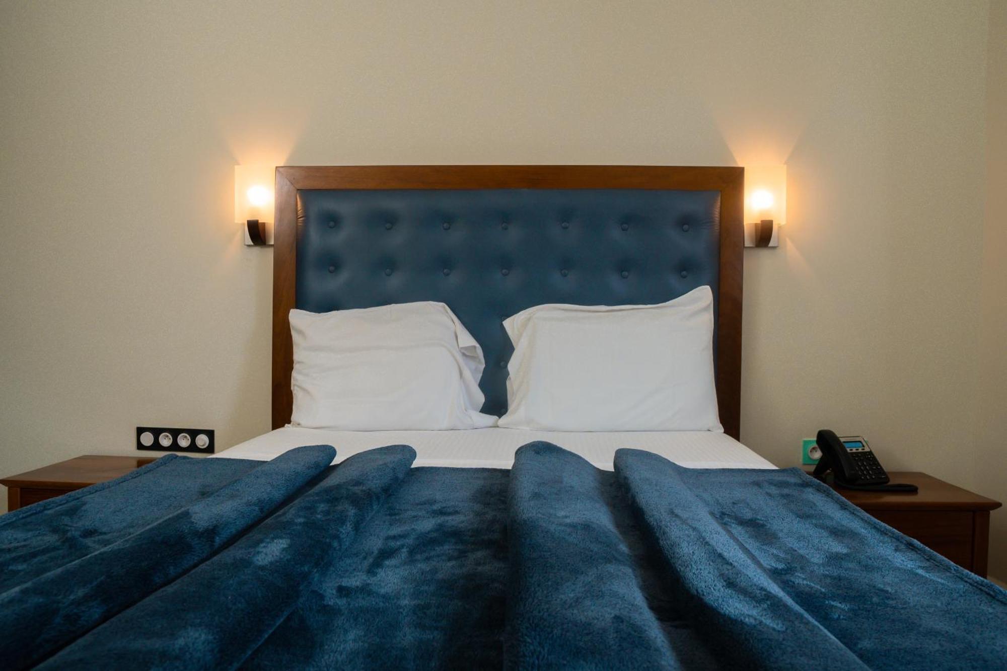 Cincinnati Hotel Yaoundé Екстериор снимка