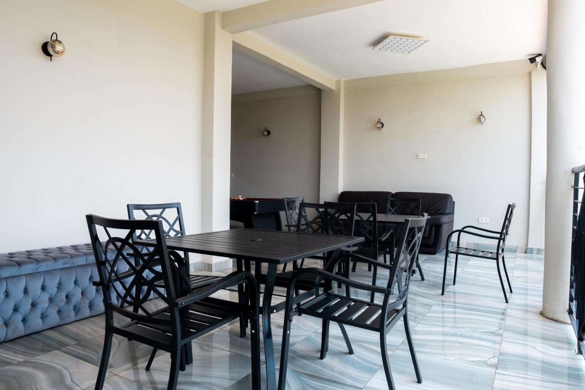 Cincinnati Hotel Yaoundé Екстериор снимка