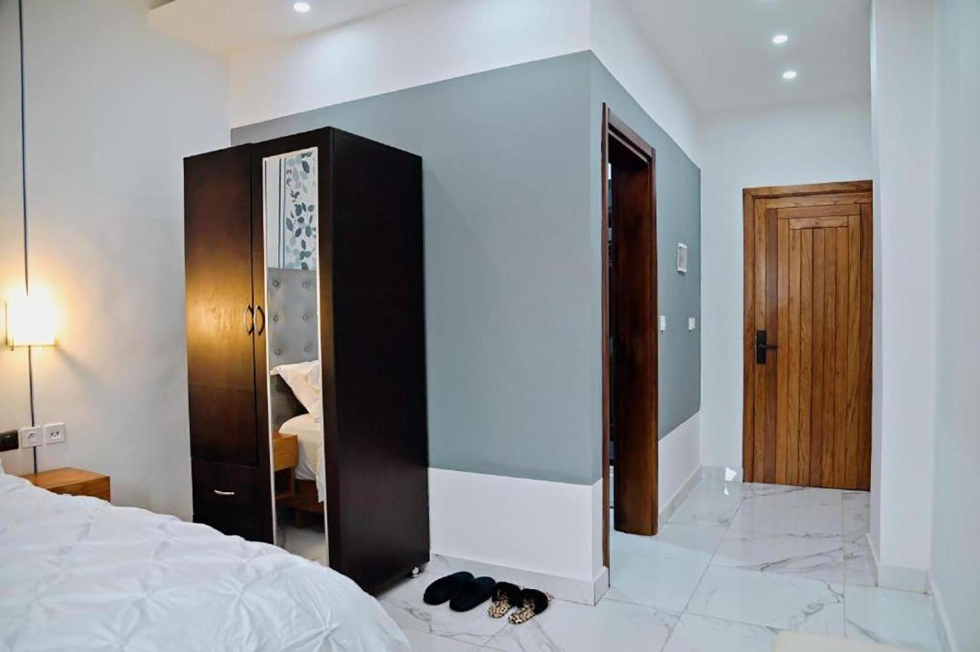 Cincinnati Hotel Yaoundé Екстериор снимка